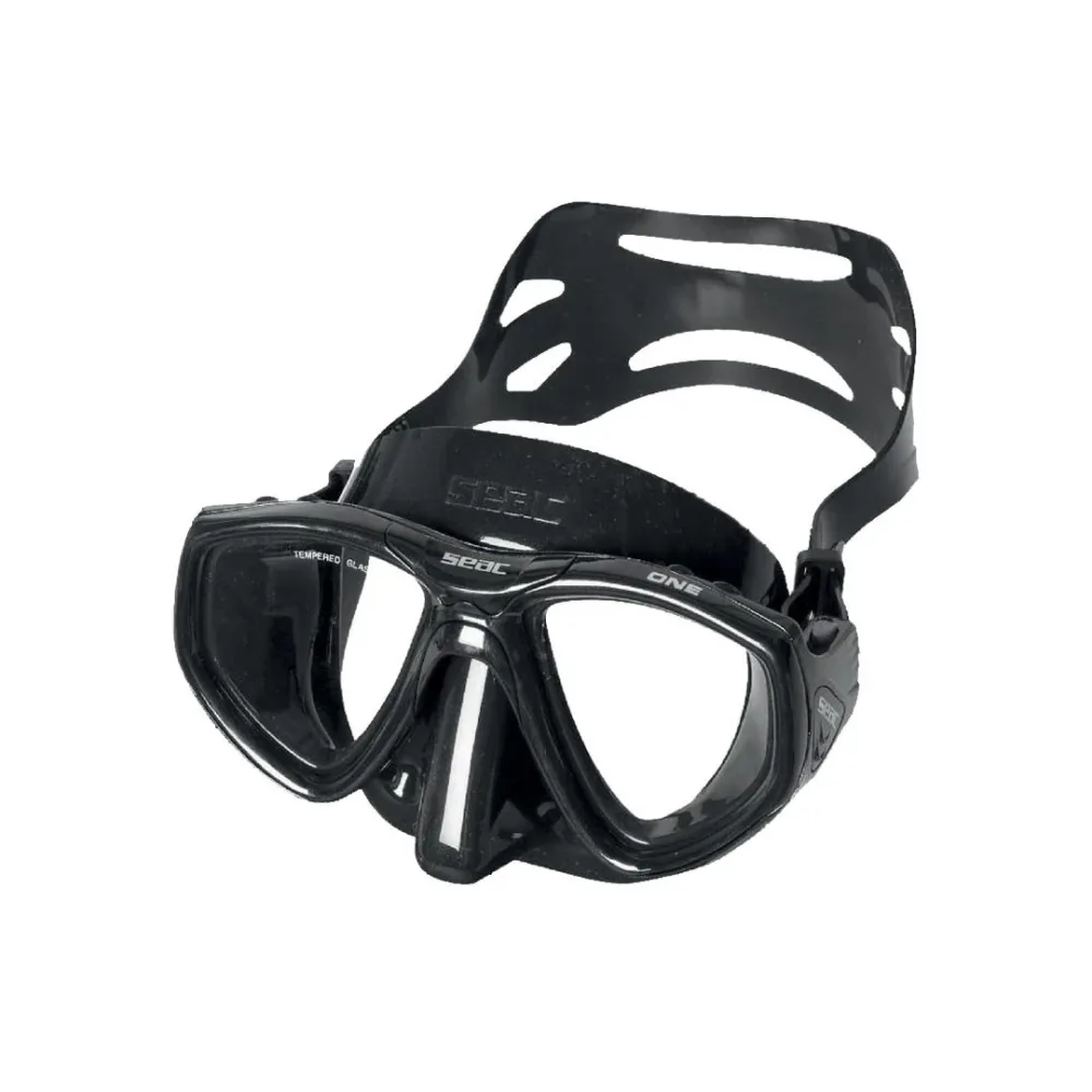 Maschera One