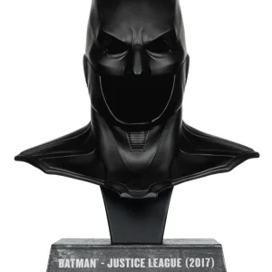 DC Direct Batman 1:3 Cowl Prop Replica Justice League Tactical Suit DC Direct Batman 1:3 Cowl Prop Replica Justice League Tactical Suit