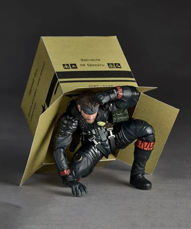 Revoltech A.y. Metal Gear Solid Delta Naked Snake Sneaking Suit Ver Action Figure - immagine 3