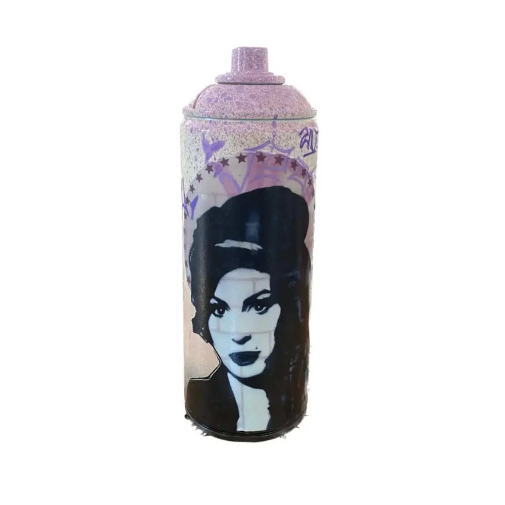 AMY WINEHOUSE CAN