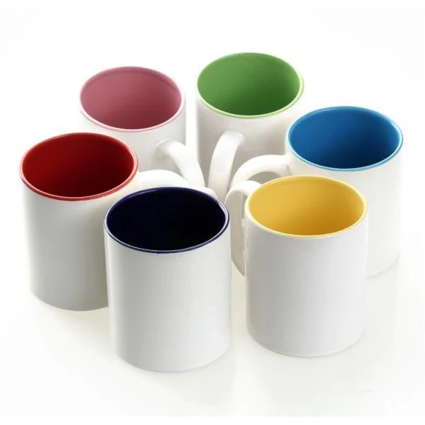 Tazza personalizzata con interno e manico colorati