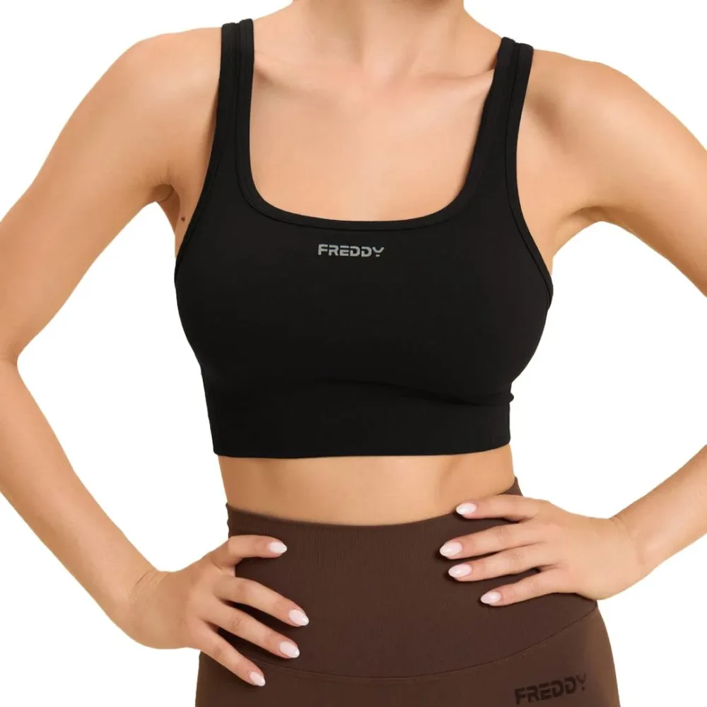 Top Sportivo Con Coppe - immagine 3