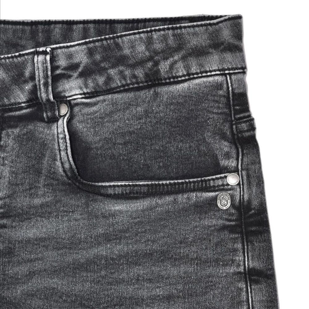 Bermuda In Denim Elasticizzato Uomo - immagine 3