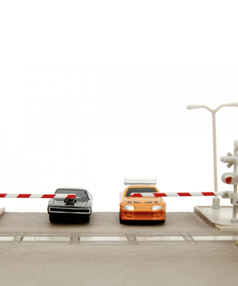 Fast & Furious - Nano Metalfigs Train Scene Display Diorama - immagine 3