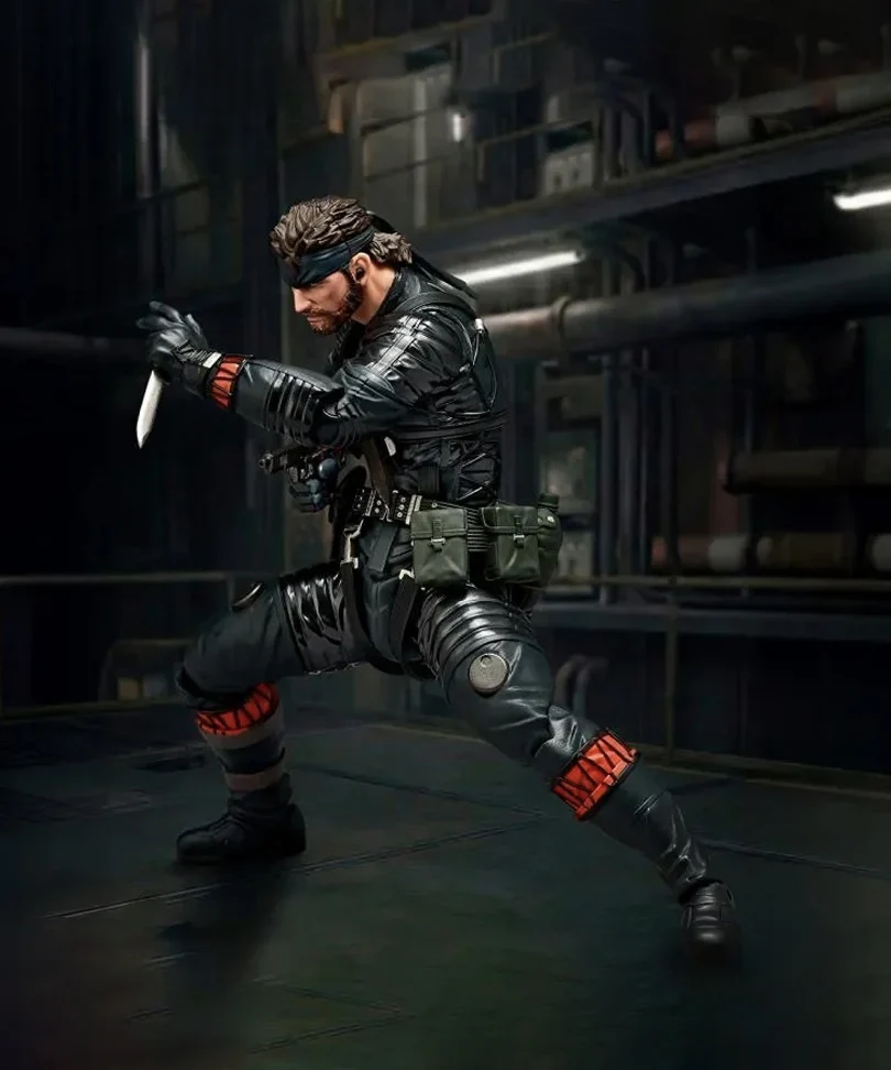 Revoltech A.y. Metal Gear Solid Delta Naked Snake Sneaking Suit Ver Action Figure - immagine 2