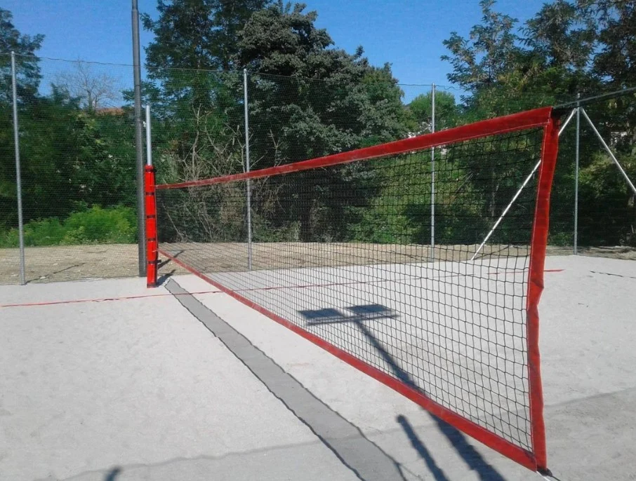 Impianto Beach Volley - Pali Ø70mm Zincati a Caldo - Scorrevoli Tropicalizzati - Argano Tendirete - Beach Tennis