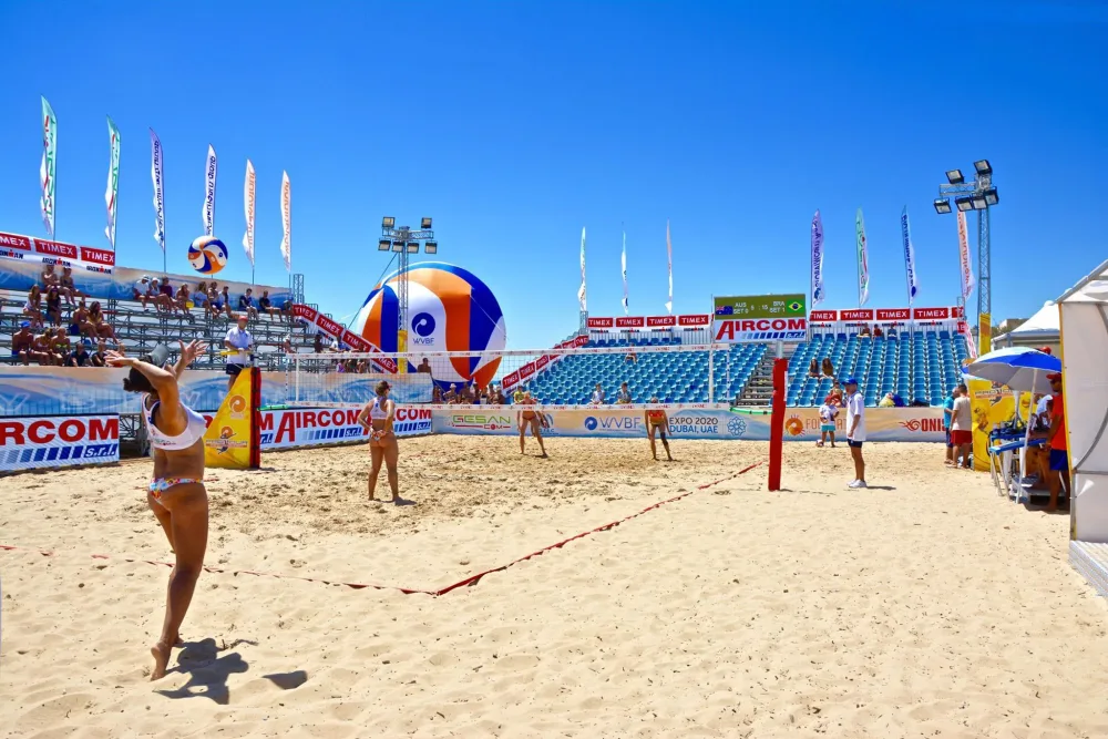 Impianto Beach Volley Professionale - Pali Ø102mm Tropicalizzati - Tendirete - Basamento Acciaio e Legno