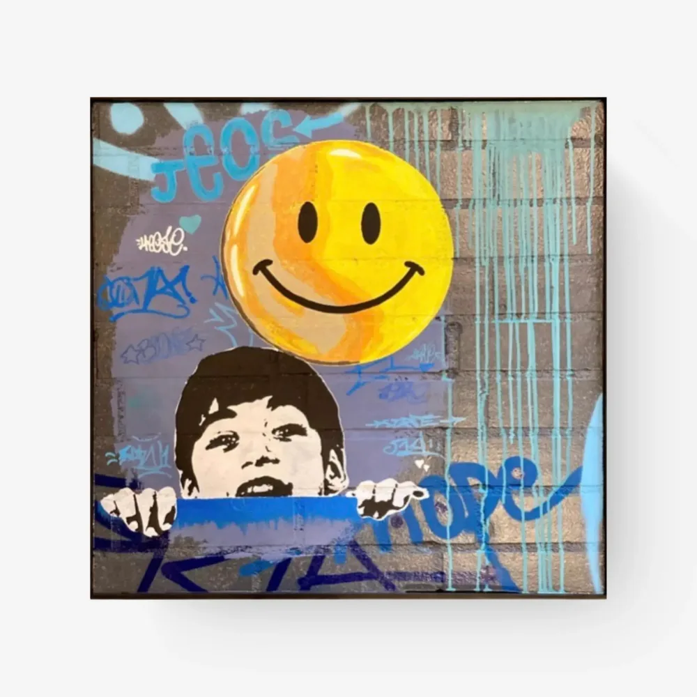 SMILE LOST WALL LIGHT BLUE