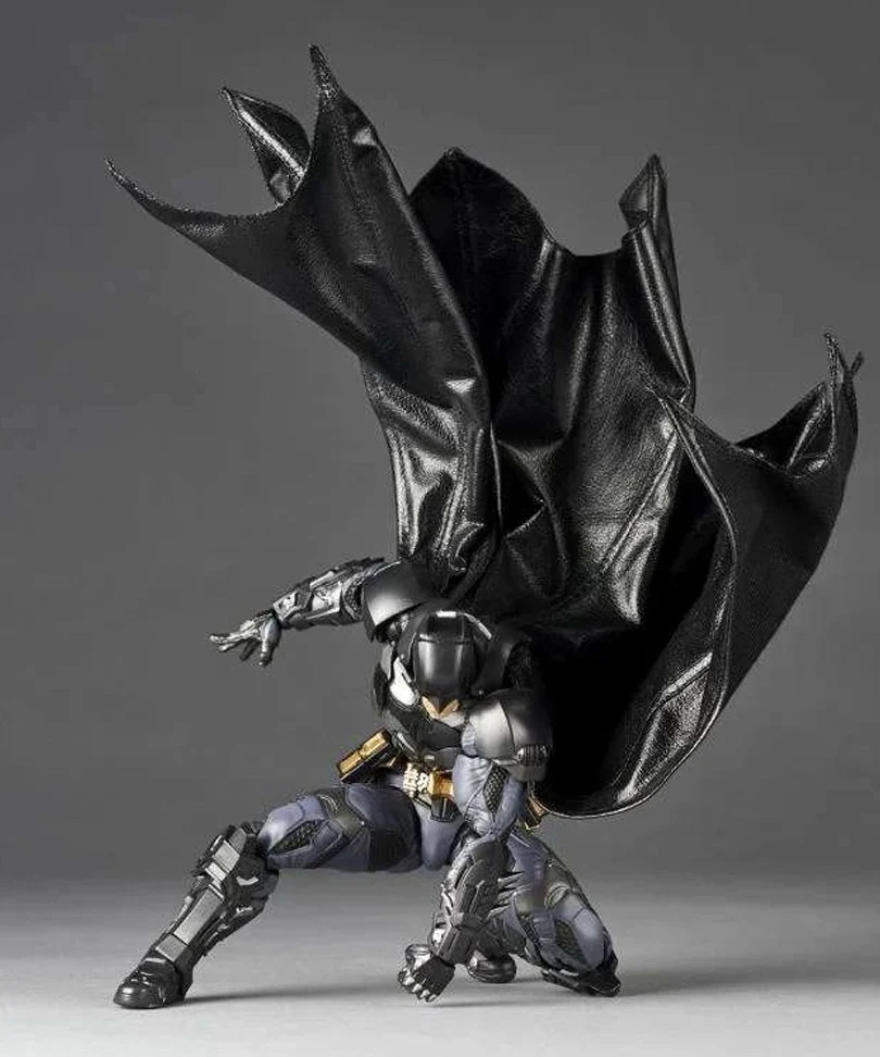 Revoltech A.Y. Dc Comics Batman Arkham Knight Action Figure - immagine 2