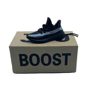 Yeezy 350 V2 Core Black White – Mini Scarpe da Collezione