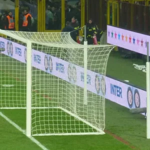 Porta da Calcio Fissa Regolamentare – Alluminio Ovale 100x120mm – Certificata UNI-EN 748 – 7,32×2,44m