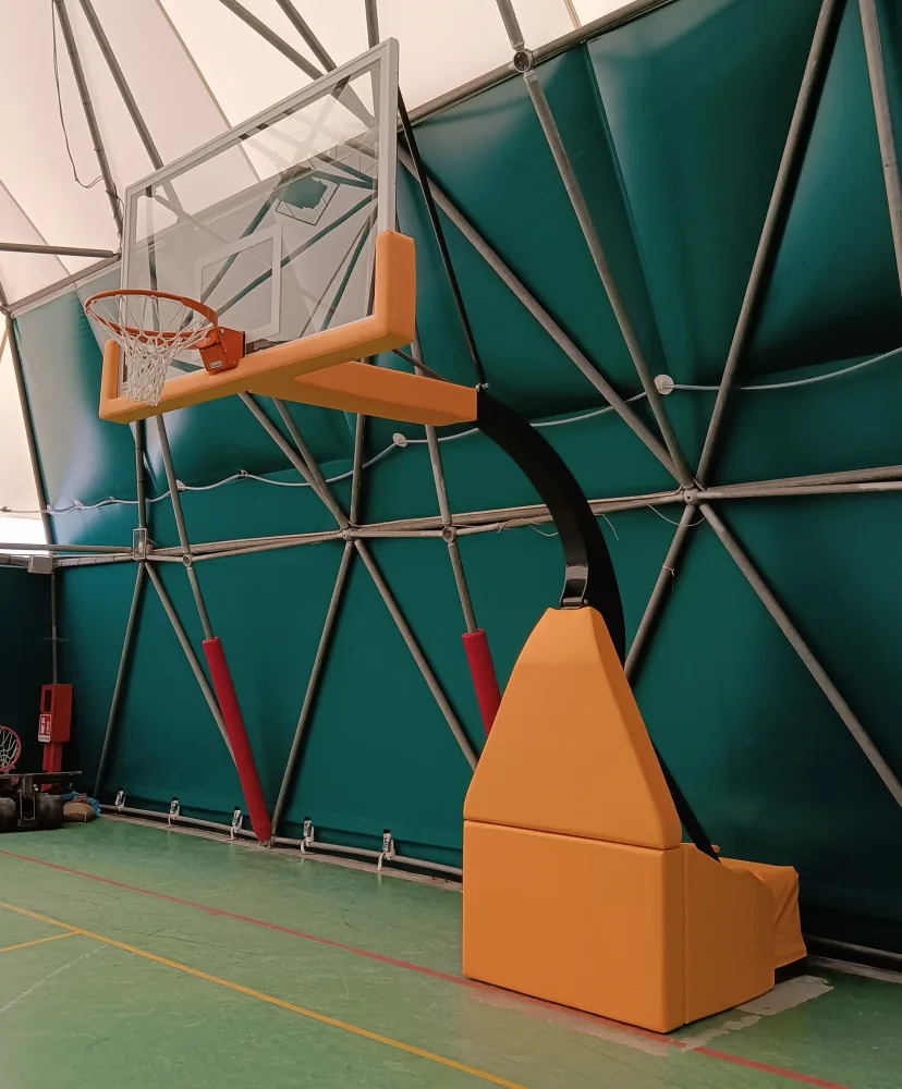 Impianto Basket Oleodinamico Manuale - Acciaio Verniciato Antracite - Tabellone Cristallo Safety 12mm - Certificato UNI-EN 1270