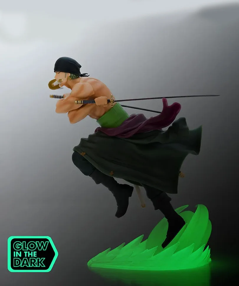 One Piece - Zoro Glow In The Dark 1/10 Super Figure Collection - immagine 3
