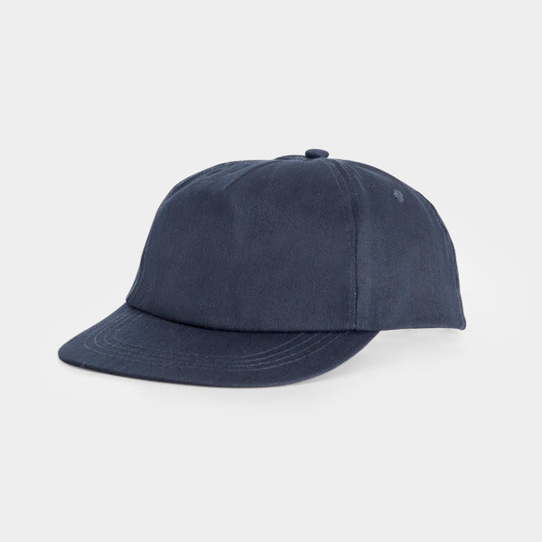 Cappellino a 5 Pannelli – Fori di Aerazione Ricamati, Visiera a 4 Cuciture e Chiusura Velcro