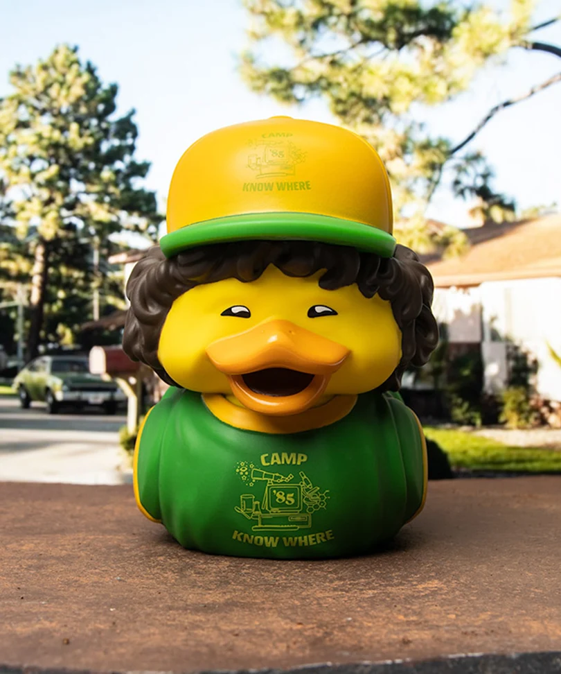 Stranger Things Dustin Henderson TUBBZ Cosplaying Duck Collectible - immagine 2
