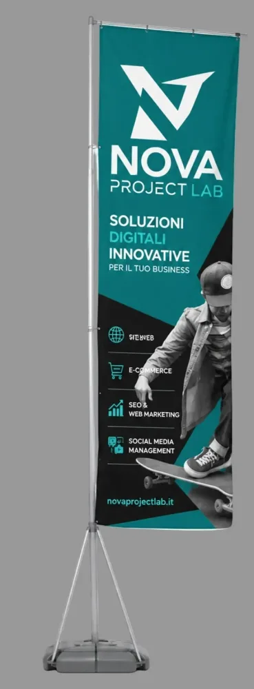 Flag Display | Bandiere da Esterno Personalizzate | Base Zavorrabile | 110 x 410 cm