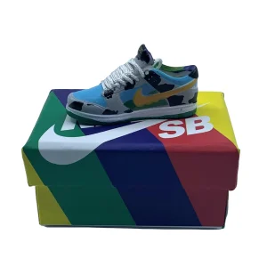 Nike SB Low Ben & Jerry’s Chunky Dunky – Mini Scarpe da Collezione Nike SB Low Ben & Jerry’s Chunky Dunky – Mini Scarpe da Collezione